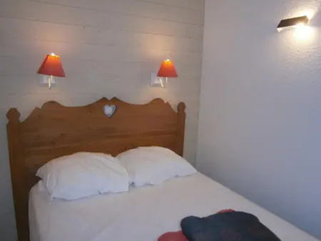 Appartement 28 m² vue montagne au Dévoluy, terrasse et local à skis : photo 7