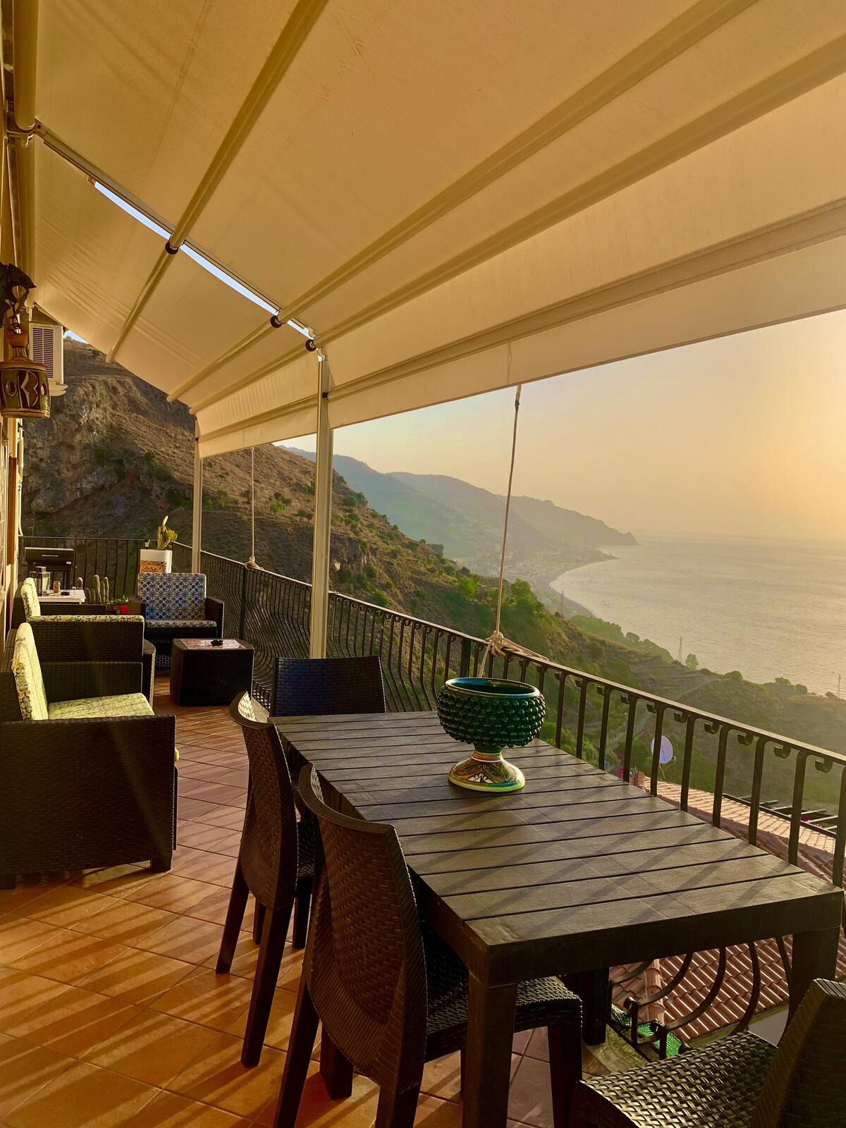 Appartement 6 personnes à Taormina, 3 balcons vue mer - Photo 2