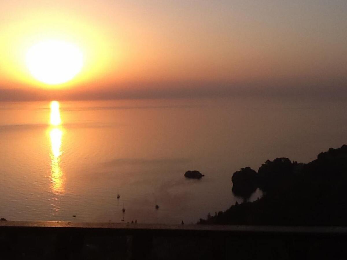 Appartement 6 personnes à Taormina, 3 balcons vue mer - Photo 4