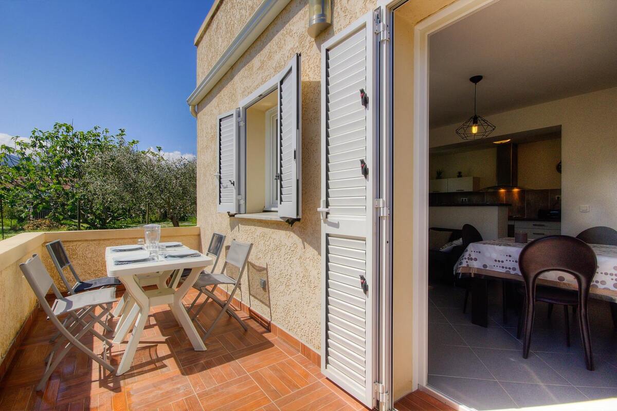 Appartement 4 personnes avec terrasse et vue montagne - Photo 1