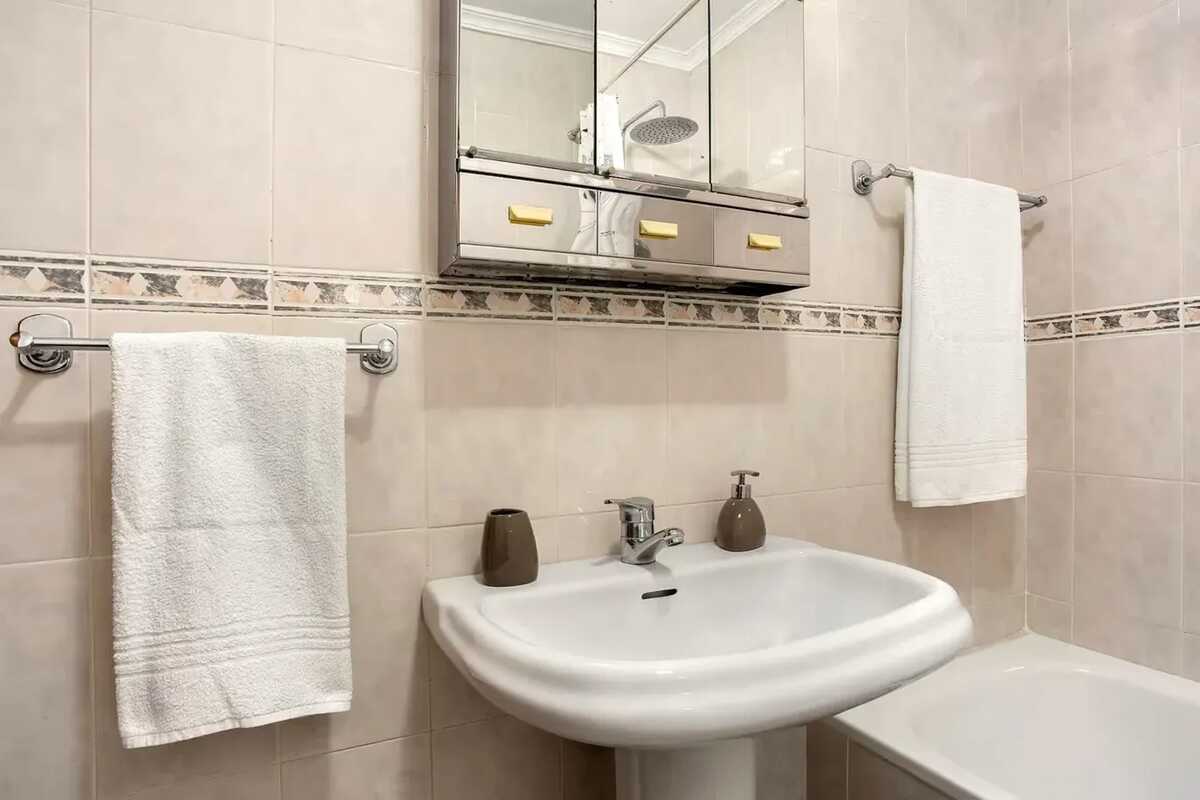 Appartement 2 pers. à Funchal, balcon vue jardins - Photo 4