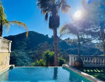 Maison conviviale à Fréjus avec piscine à débordement - Photo 28