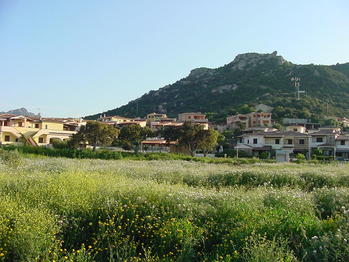 Maison 40 m² avec terrasse & jardin - Loiri Porto San Paolo - Photo 17