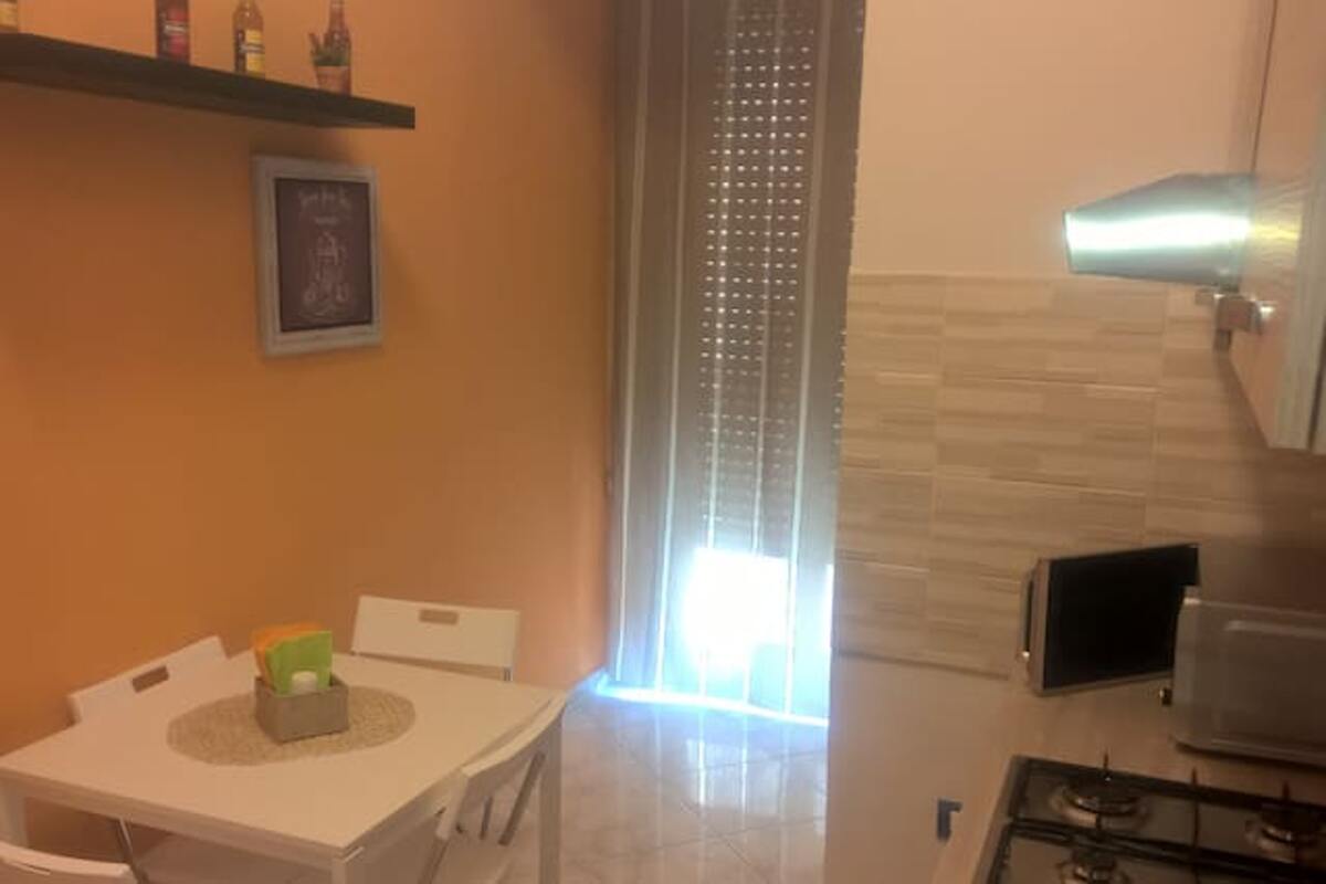 Appartement 2 chambres à Napoli avec parking inclus - Photo 2
