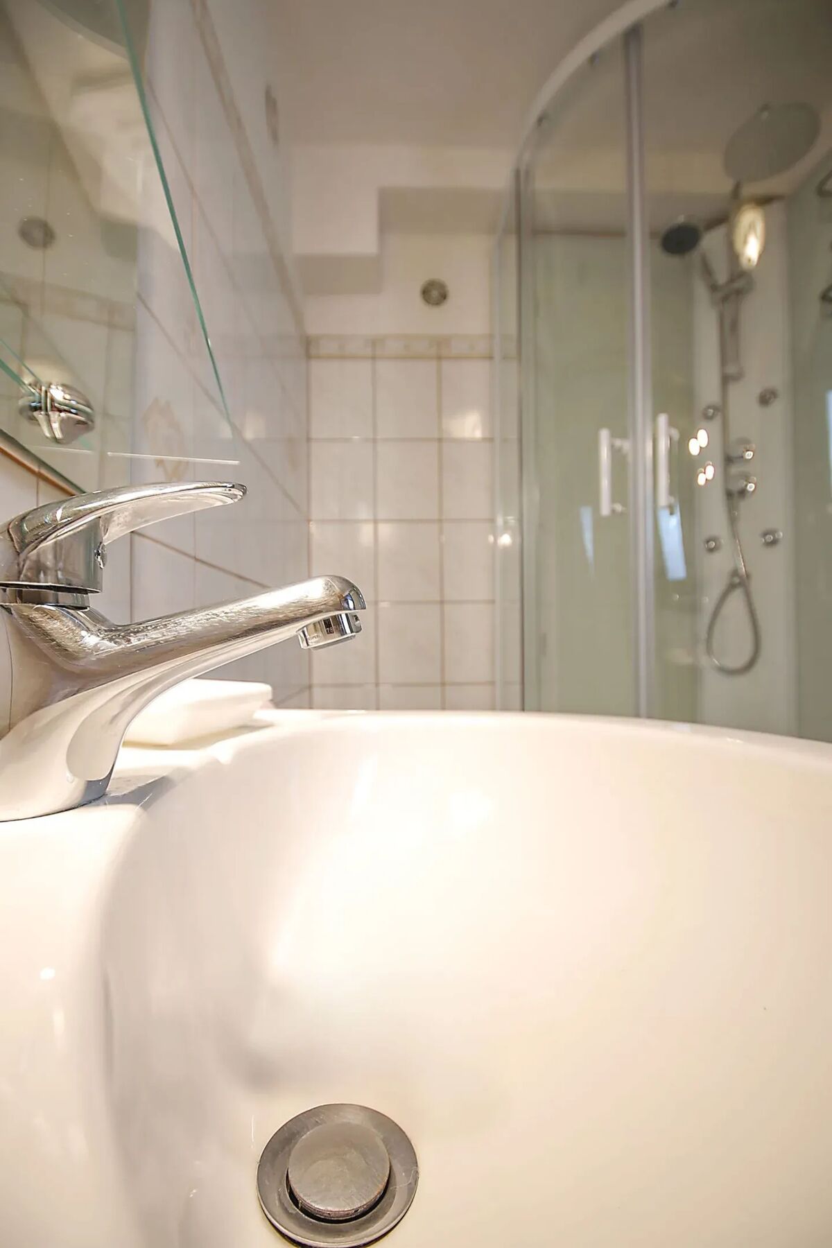 Appartement 85m² piscine privée à La Roche-sur-le-Buis - Photo 35