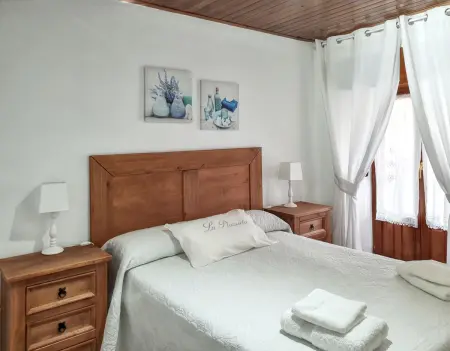 Maison authentique à Pereña de la Ribera avec jardin clôturé - Photo 1