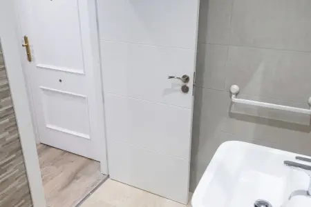 Appartement 35 m² avec chambre au cœur de León, Espagne : photo 10