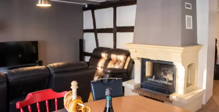 Appartement avec cheminée et terrasse à Eguisheim, 110 m², 8 personnes : photo 14