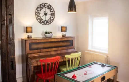 Appartement avec cheminée et terrasse à Eguisheim, 110 m², 8 personnes : photo 17