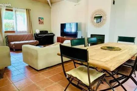 Villa avec piscine privée chauffée à La Teste-de-Buch, 10 personnes : photo 4