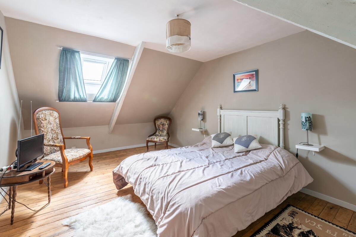 Maison 6 personnes à Rostrenen, jardin clos et barbecue - Photo 4