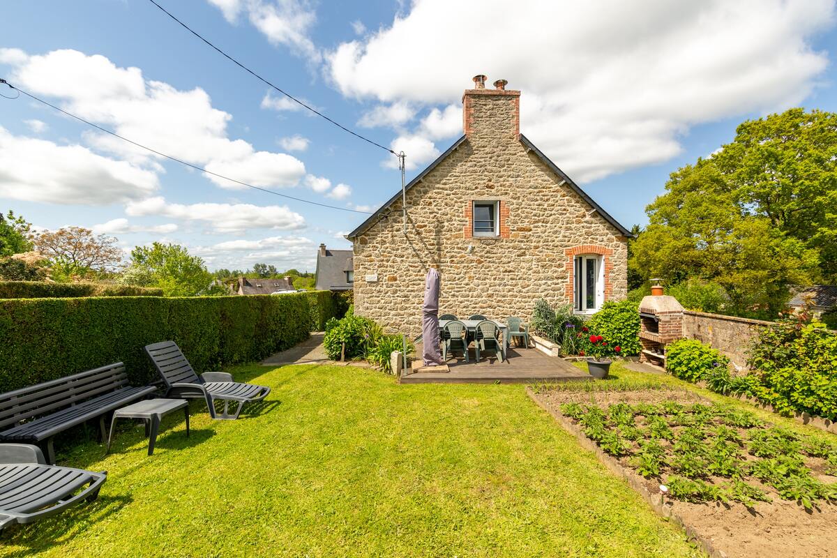 Maison 6 personnes à Rostrenen, jardin clos et barbecue - Photo 7