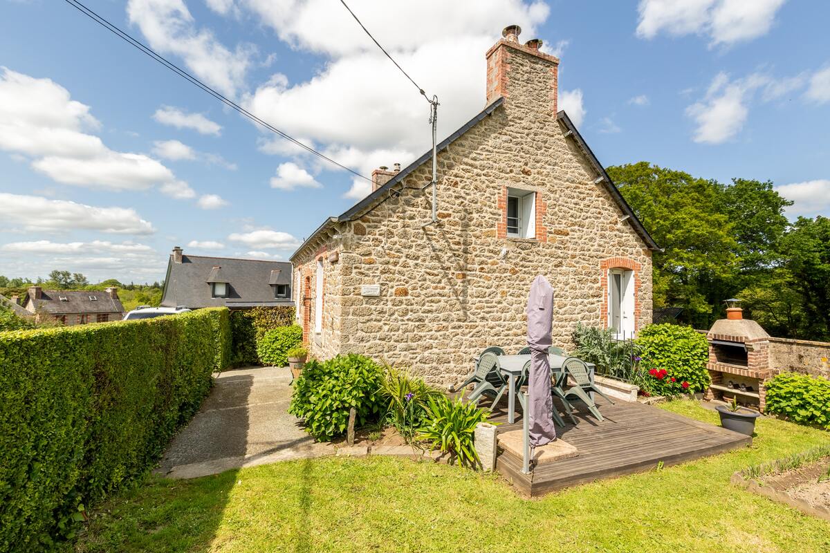 Maison 6 personnes à Rostrenen, jardin clos et barbecue - Photo 9