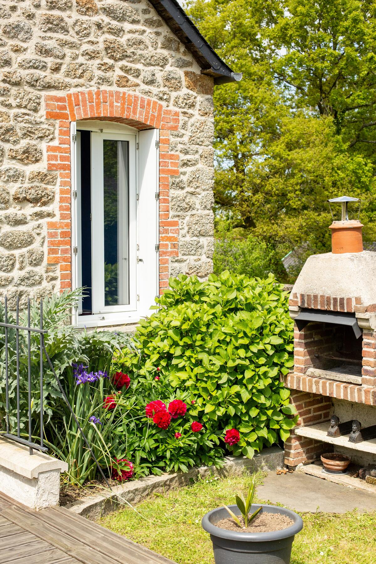 Maison 6 personnes à Rostrenen, jardin clos et barbecue - Photo 15