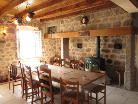 Maison charmante à Cubelles avec vue sur la montagne - Photo 7