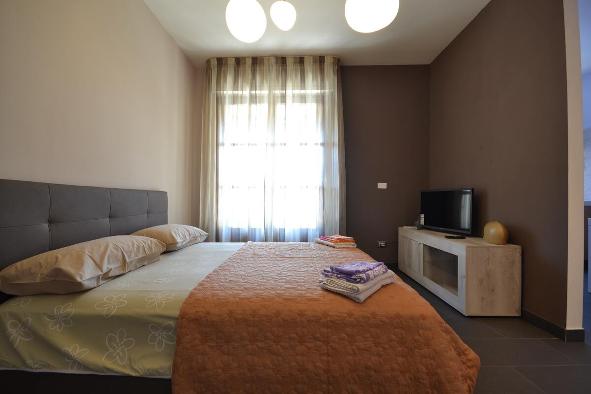 Appartement 50 m² balcon à Vercelli, centre historique - Photo 9