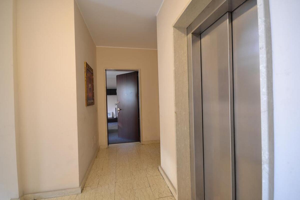 Appartement 50 m² balcon à Vercelli, centre historique - Photo 16