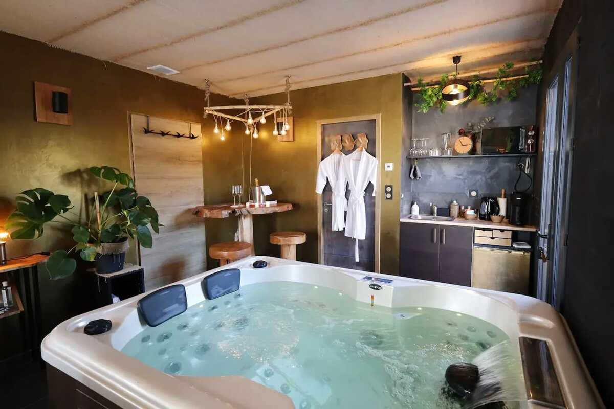 Villa spacieuse et élégante en campagne à Fontvieille offrant sauna - Photo 4