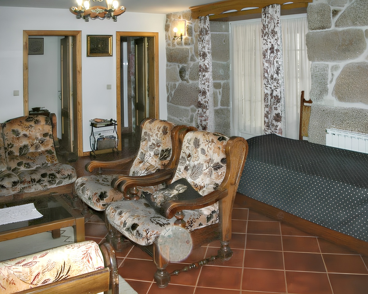 Villa 125 m² Pedraça avec piscine et vue montagne - Photo 17