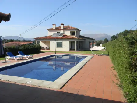 Location villa à Santa Leocádia de Geraz do Lima, Villa accueillante à Santa Leocádia, piscine privée 475 m²
