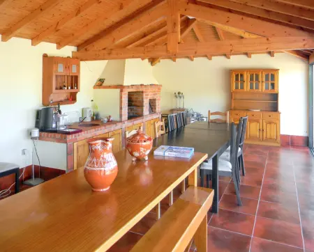 Villa avec piscine privée et vue montagne à Santa Leocádia : photo 5