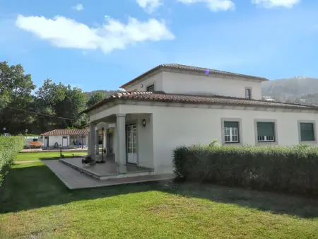Villa avec piscine privée et vue montagne à Santa Leocádia : photo 7