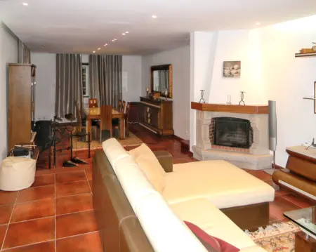Villa avec piscine privée et vue montagne à Santa Leocádia : photo 10