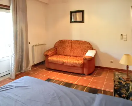 Villa avec piscine privée et vue montagne à Santa Leocádia : photo 15