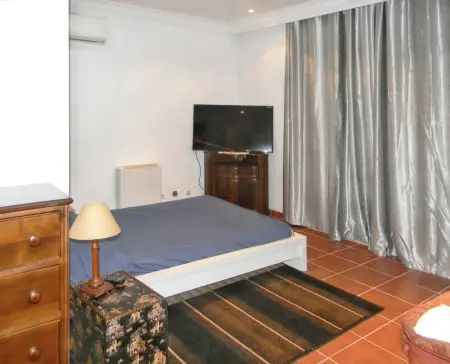 Villa avec piscine privée et vue montagne à Santa Leocádia : photo 24