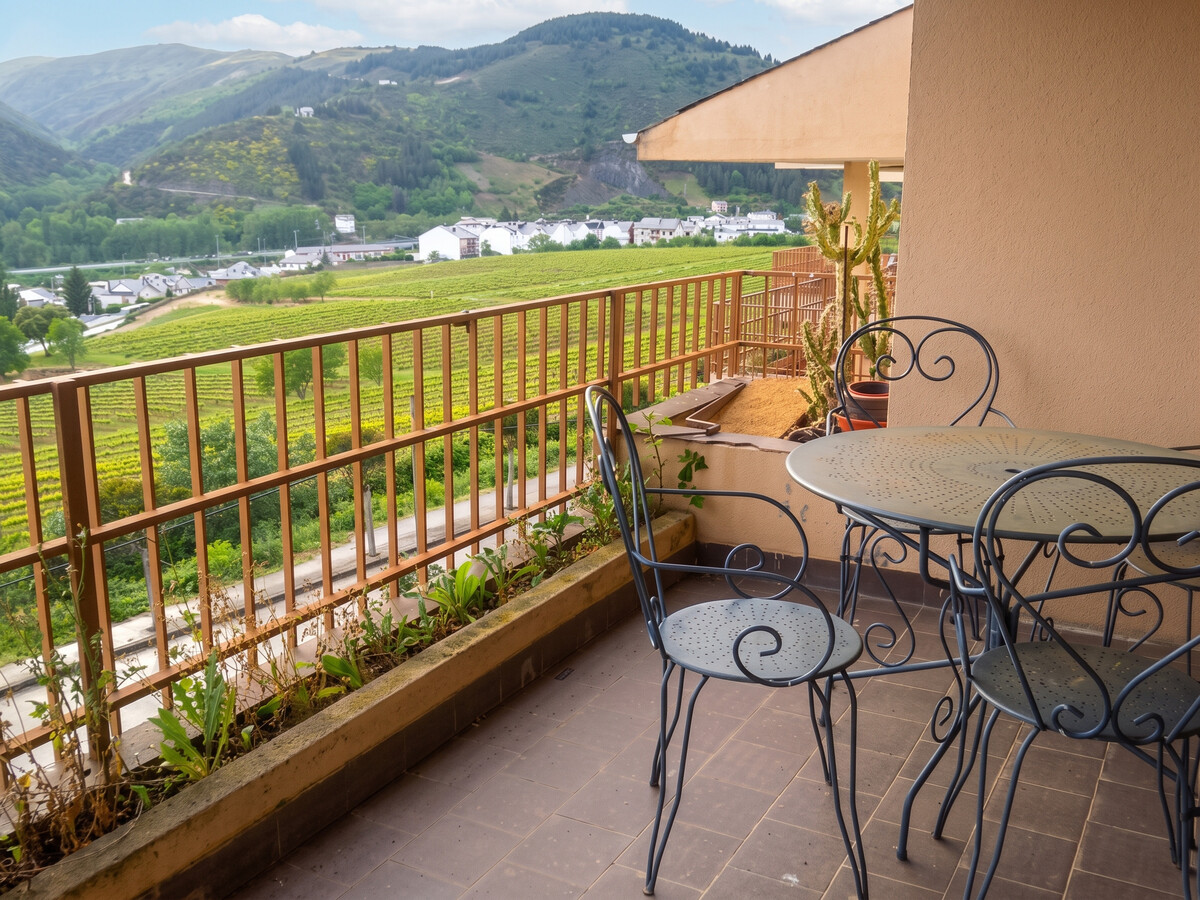 Appartement 6 pers. avec piscine partagée et vue montagne, Villafranca del Bierzo - Photo 1