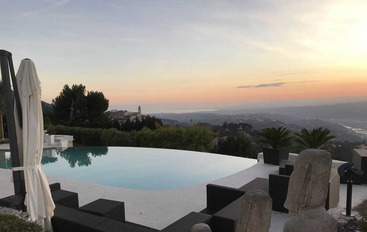Villa avec piscine privée et vue mer à Aspremont - Photo 1