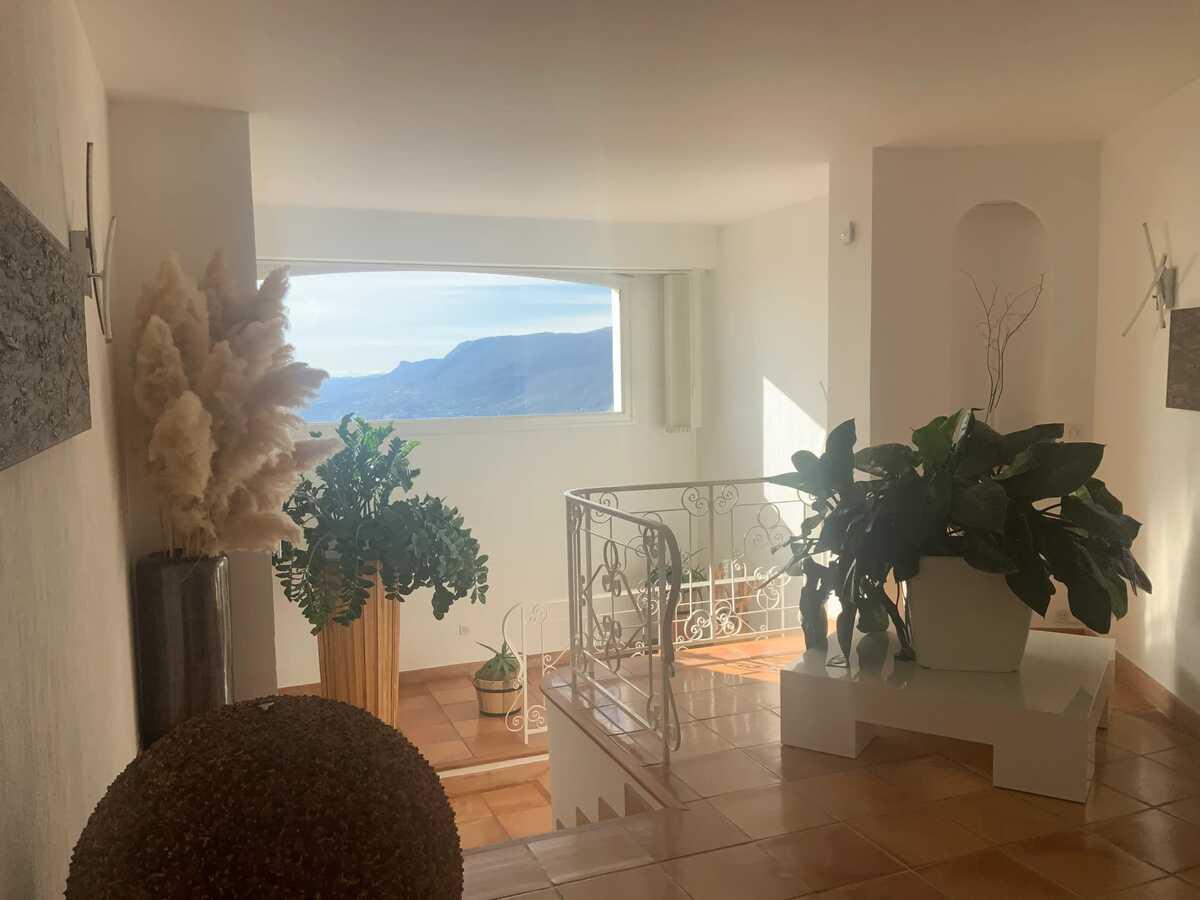 Villa avec piscine privée et vue mer à Aspremont - Photo 38