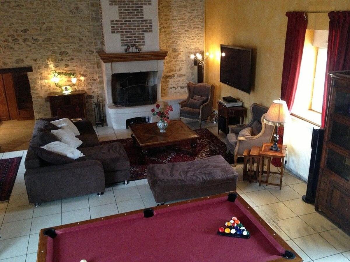 Maison 370 m² avec jacuzzi pour 15 personnes à Saint-Georges-sur-Baulche - Photo 2