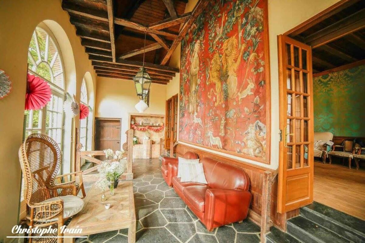 Château 15 personnes à Messas : piscine, vignes et terrain de jeux - Photo 5