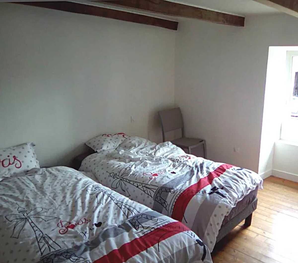 Maison 70 m² à Cast, jardin avec pétanque et ping-pong - Photo 6