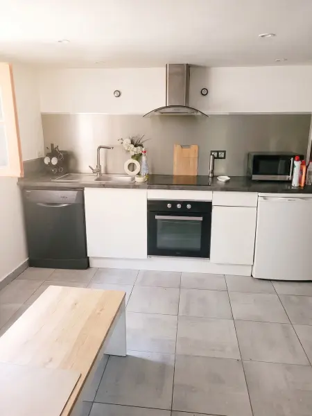 Appartement cosy avec jardin clôturé à La Seyne-sur-Mer : photo 8