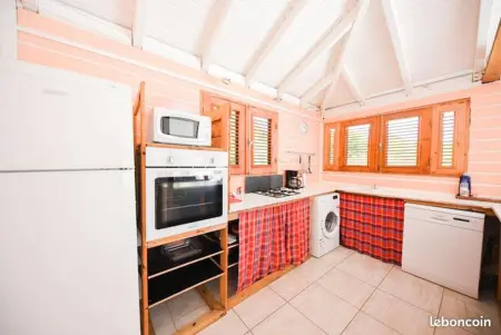 Maison en bord de mer à Pointe-Noire, piscine et vue mer : photo 8