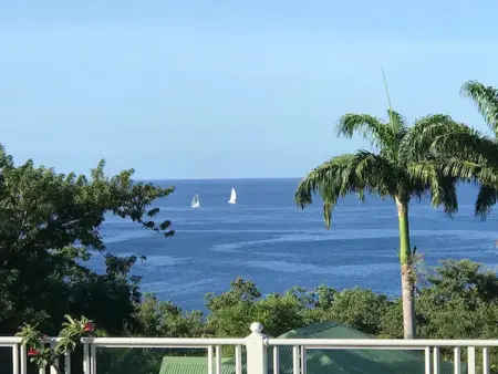 Maison en bord de mer à Pointe-Noire, piscine et vue mer : photo 9