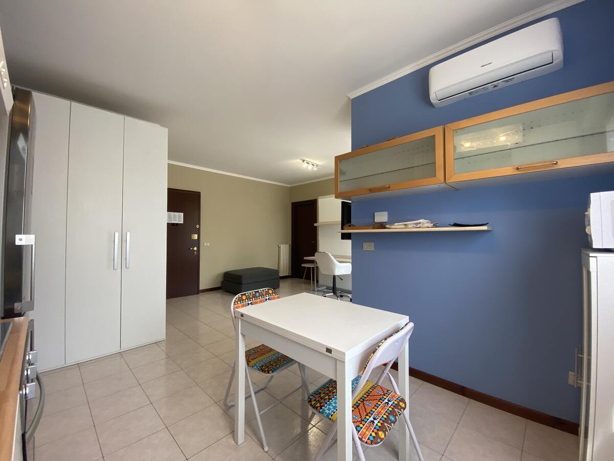 Appartement 50 m² avec balcon et parking à Vercelli - Photo 2