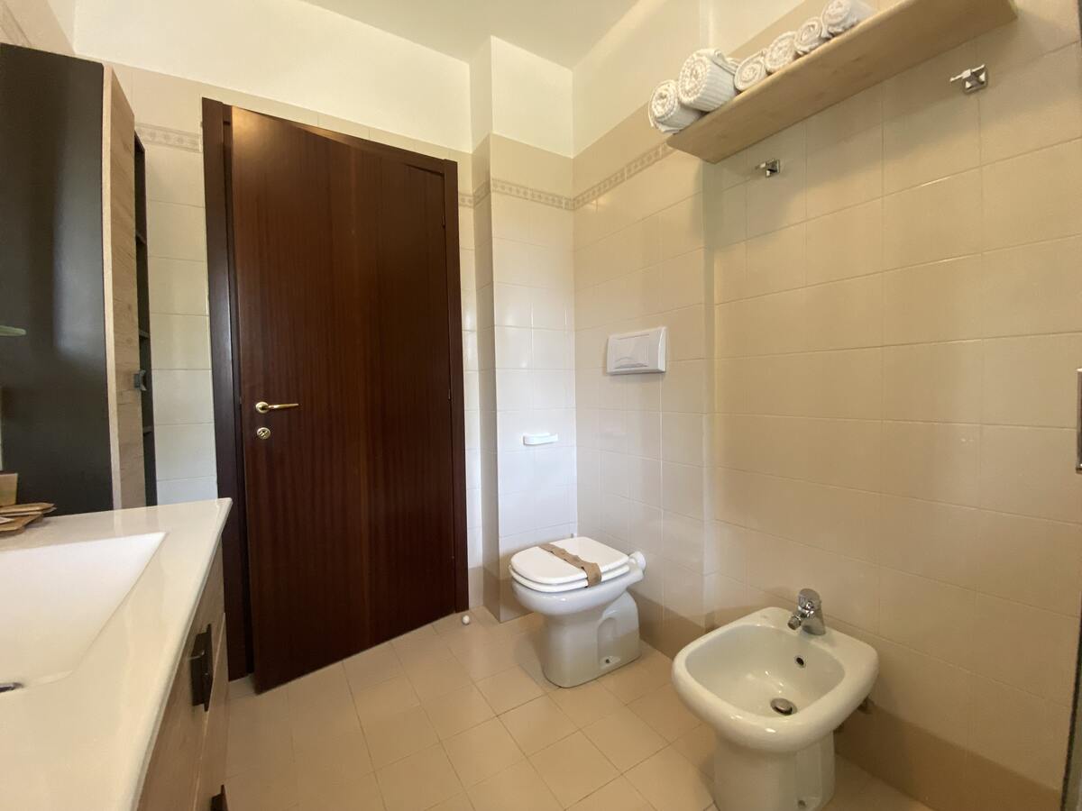 Appartement 50 m² avec balcon et parking à Vercelli - Photo 7