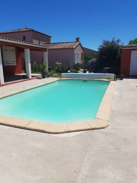 Villa élégante à Carcassonne avec jardin et jacuzzi - Photo 7