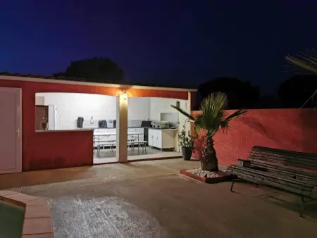 Villa élégante à Carcassonne avec jardin et jacuzzi - Photo 40
