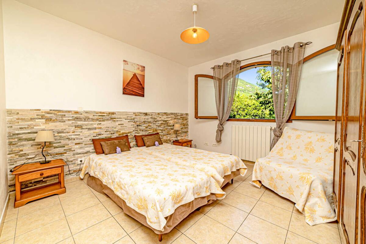 Appartement 84 m² avec terrasse, vue montagne et jardin - Photo 3
