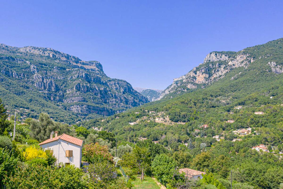 Appartement 84 m² avec terrasse, vue montagne et jardin - Photo 9