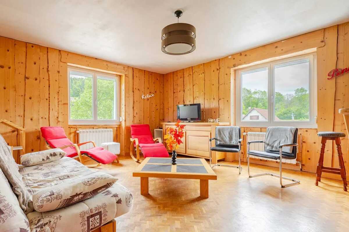 Maison 120m² avec cheminée et jardin clos à Hauts-de-Bienne - Photo 2