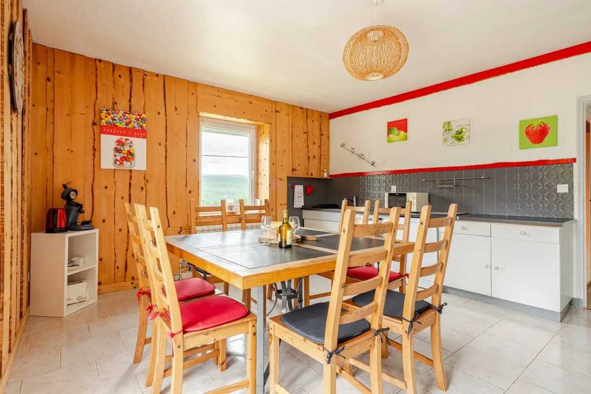 Maison 120m² avec cheminée et jardin clos à Hauts-de-Bienne - Photo 6