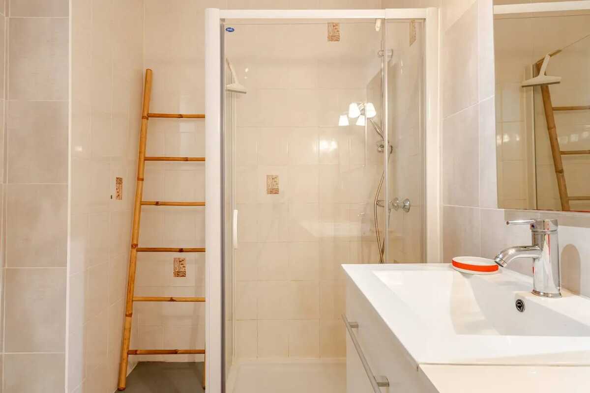 Maison 120m² avec cheminée et jardin clos à Hauts-de-Bienne - Photo 17