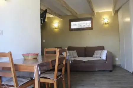 Maison de charme avec piscine privée à Mérindol, jardin clos : photo 9