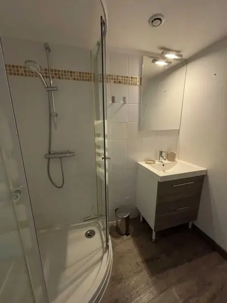 Maison de charme avec piscine privée à Mérindol, jardin clos : photo 21