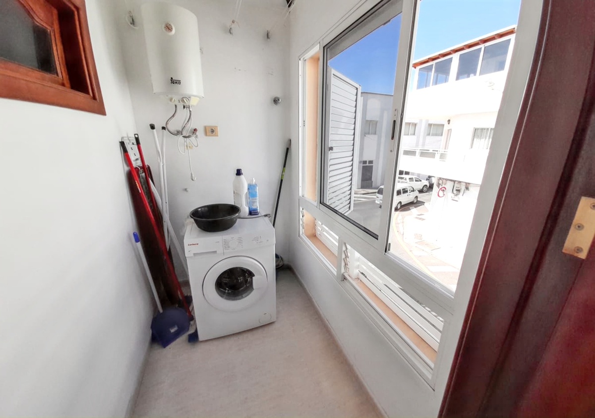 Appartement 90 m² centre-ville Arrecife, parking inclus - Photo 17